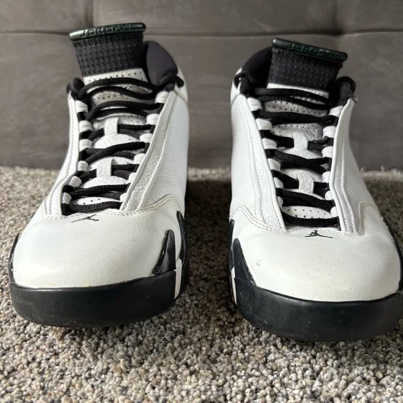 Jordan size 10 black and white - Picture 5 of 10